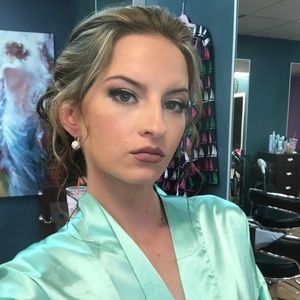 Meet your Posher, Shawna